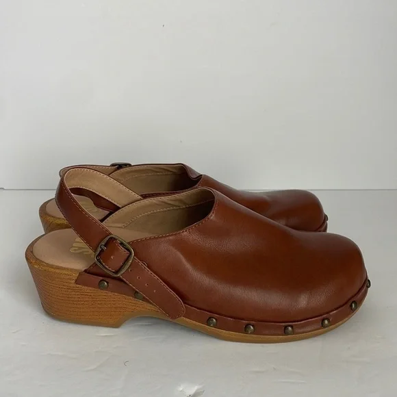 SM New York Women’s Clogs Camel 9 - Picture 1 of 10